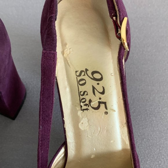 2/$25 - 9.2.5. So Soft Blackberry Wine Suede Block Heels - Size 8.5M - Picture 7 of 12